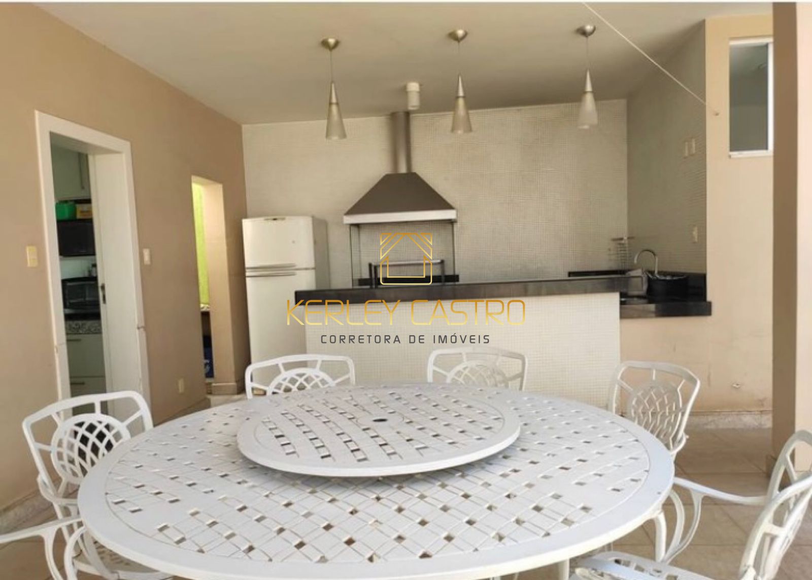VENDO  LINDA CASA-PANORAMA